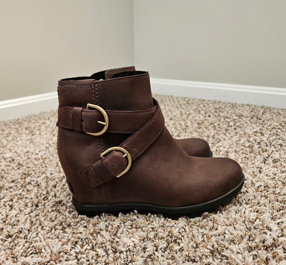 SOREL Joan of Arctic Wedge II Buckle Boots Women’s 8 Brown Leather